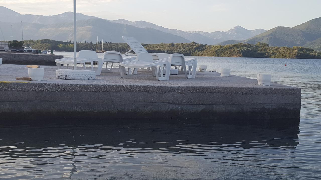 Apartments Klakor Ps Tivat Exterior foto