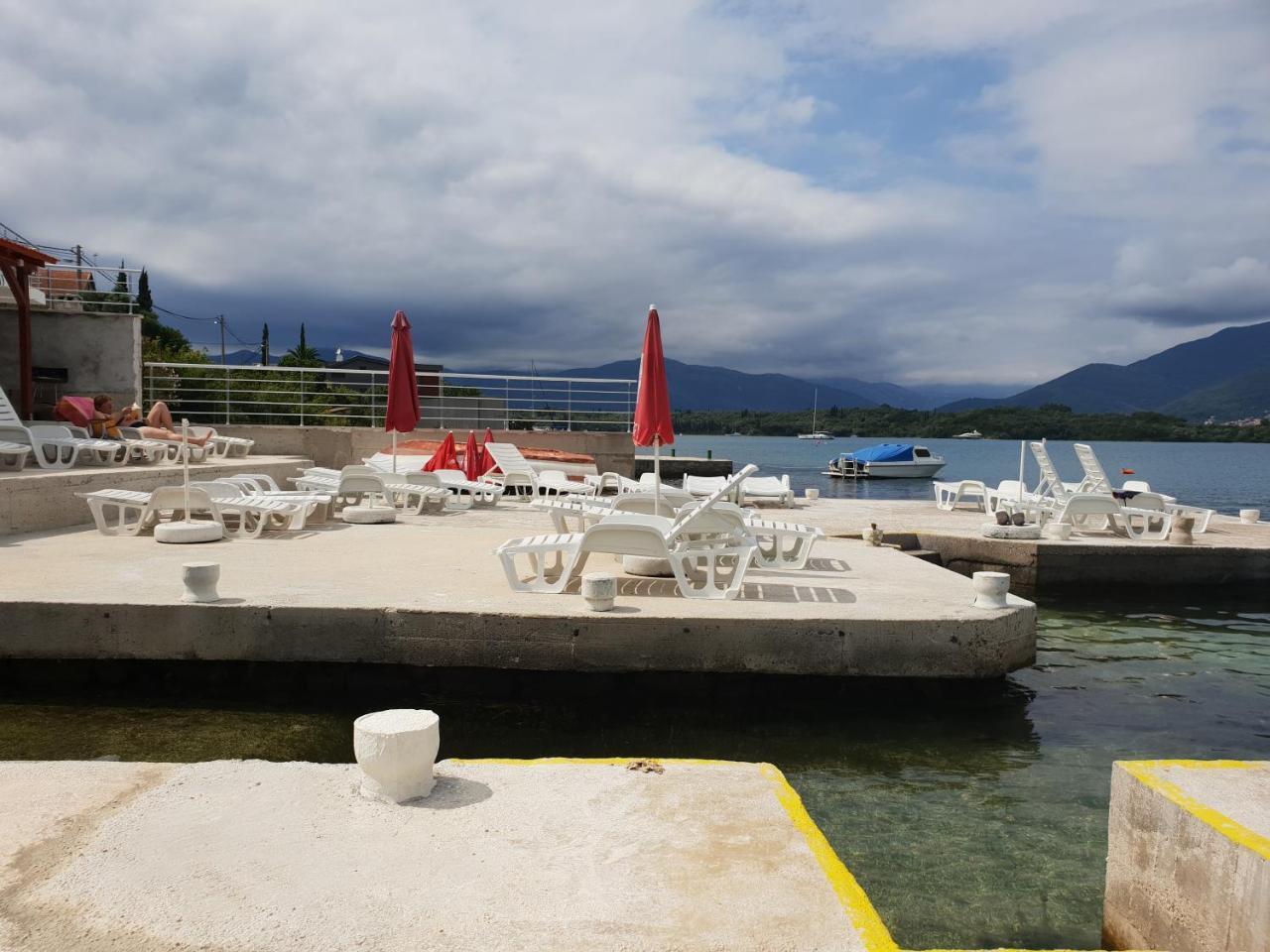 Apartments Klakor Ps Tivat Exterior foto