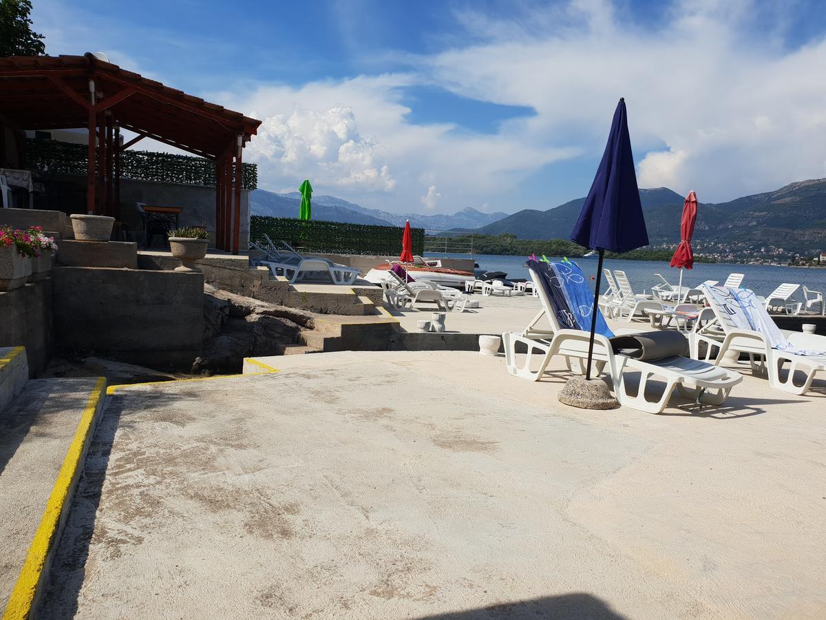 Apartments Klakor Ps Tivat Exterior foto