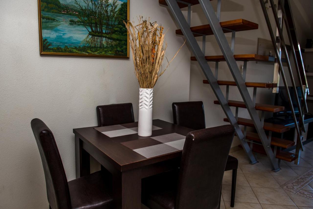 Apartments Klakor Ps Tivat Exterior foto