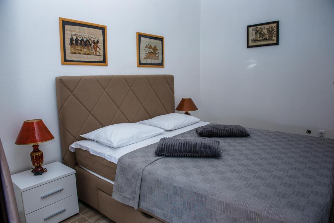 Apartments Klakor Ps Tivat Exterior foto
