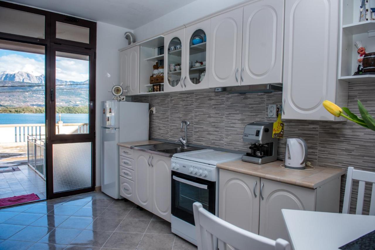 Apartments Klakor Ps Tivat Exterior foto