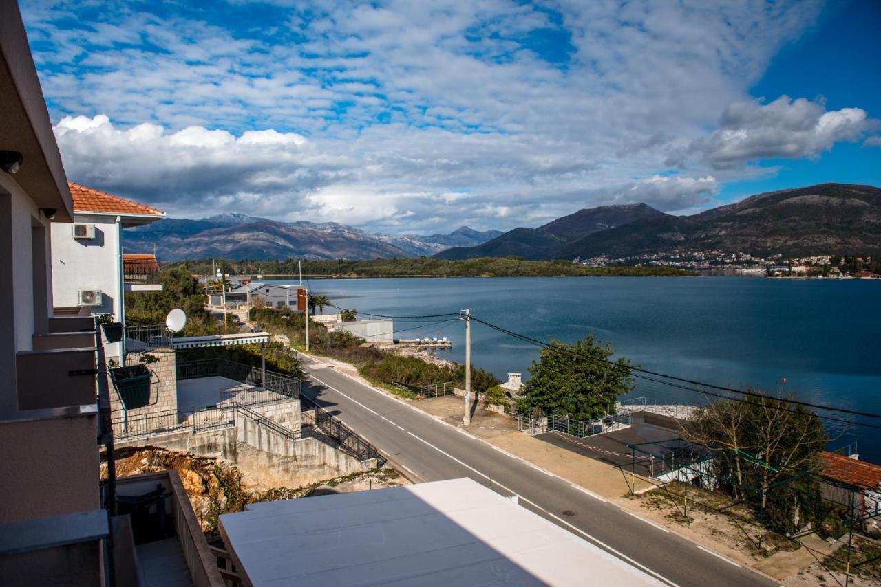 Apartments Klakor Ps Tivat Exterior foto