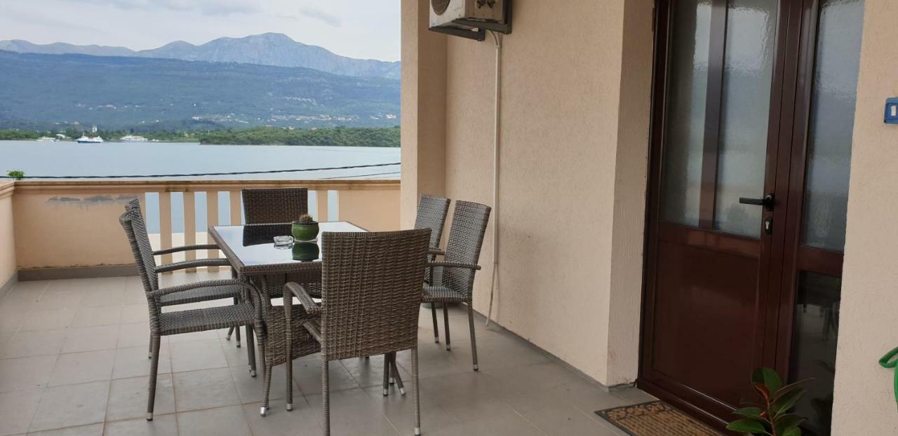 Apartments Klakor Ps Tivat Exterior foto