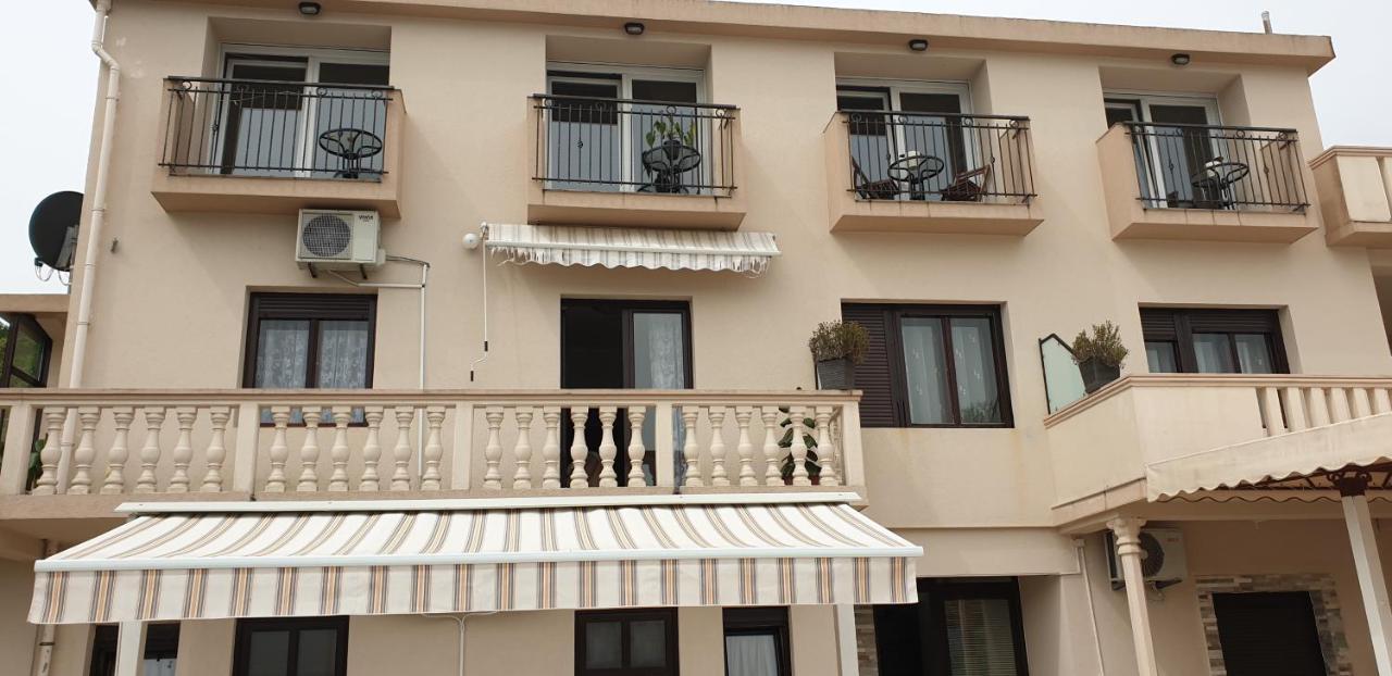 Apartments Klakor Ps Tivat Exterior foto